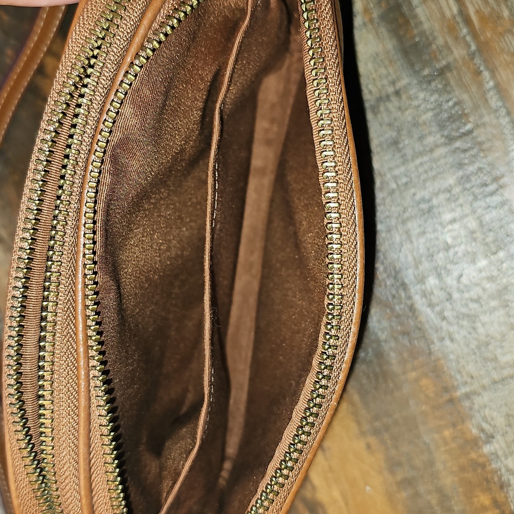 Coach X Keith Haring LOVE Collaboration Graffiti Heart Crossbody - Picture 9 of 15